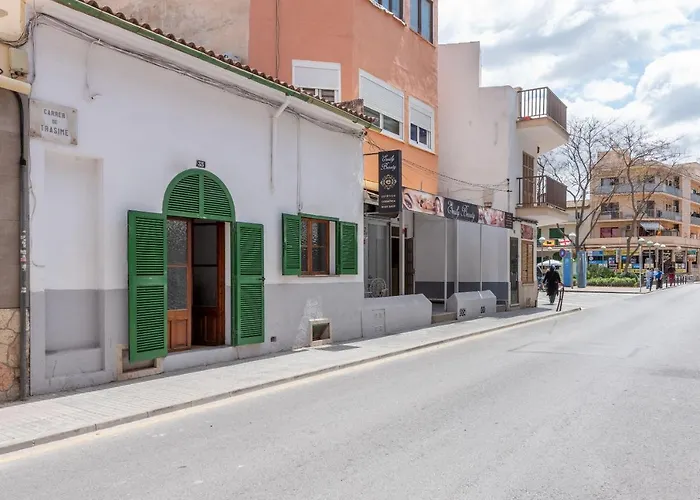 Semesterbostad Nafeti *